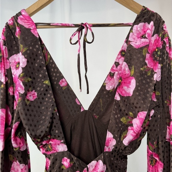 NWT Lovers + Friends Camden Mini Dress in Tessa Floral Multi Size Extra Small - Picture 7 of 10